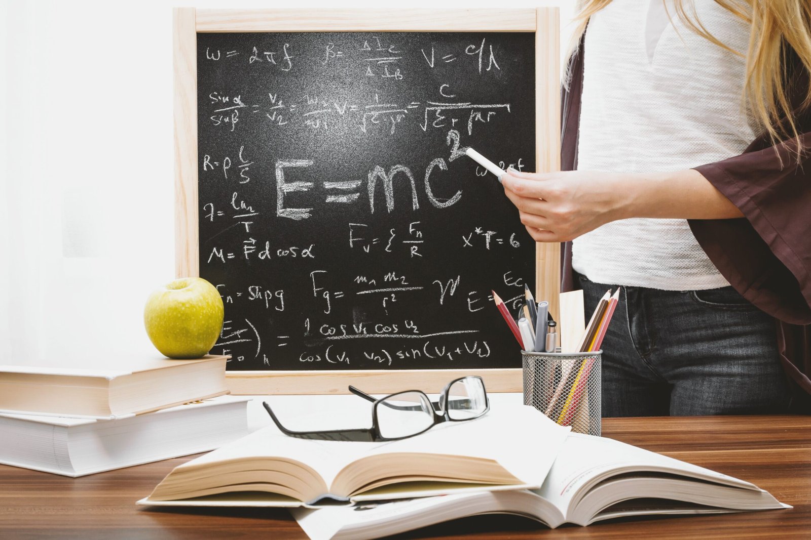 Língua Portuguesa para Concursos Públicos: Guia Completo para Estudar e se Preparar